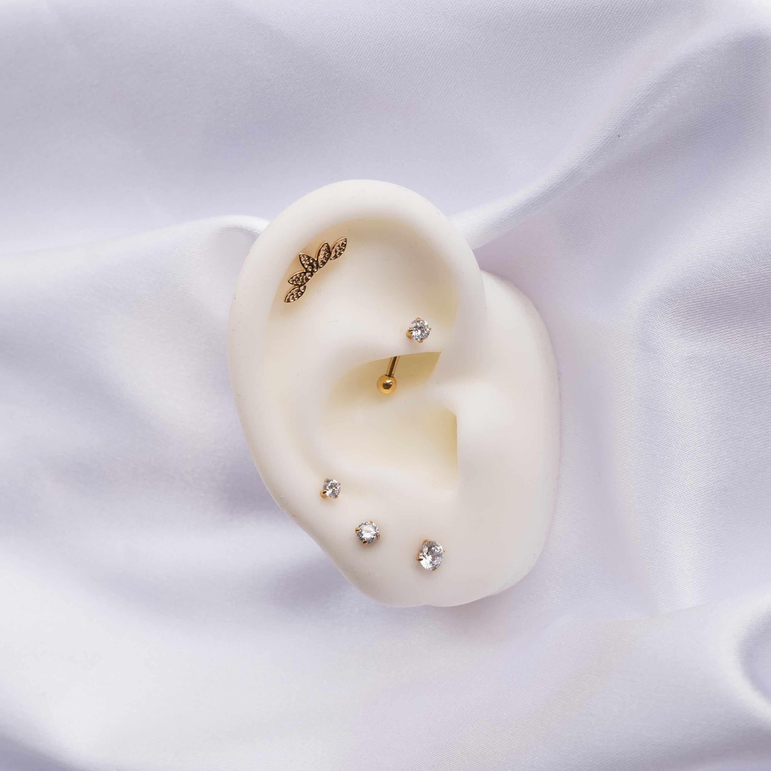 obsidian-piercing-rook-t-te-griff-e-piercing-rook-arcade-zircon-titane-gold-pvd image 3