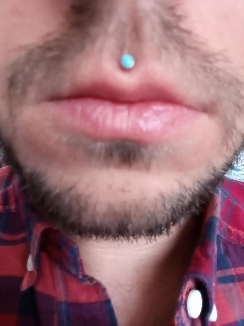 Très naturel en tragus