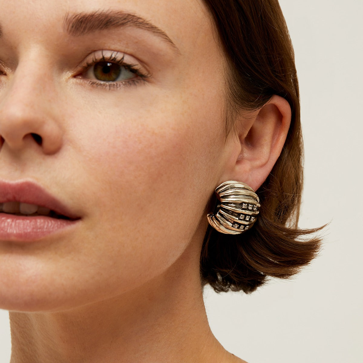 gas-bijoux-boucles-d-oreilles-anne-strass-bomb-es-stri-es-argent-es image 2