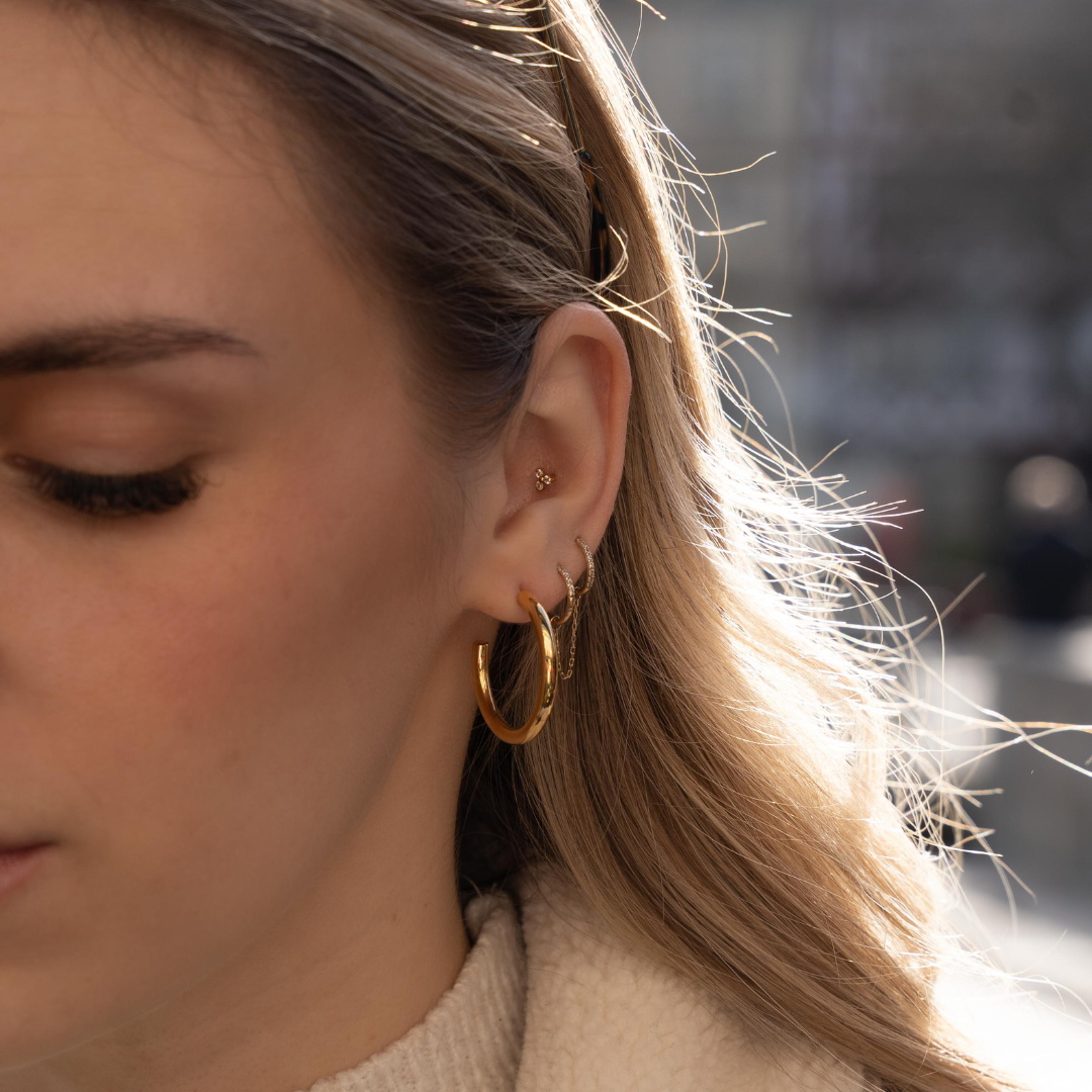 obsidian-piercing-small-kyoto-paire-de-boucles-cr-oles-dor-es-titre-acier image 3