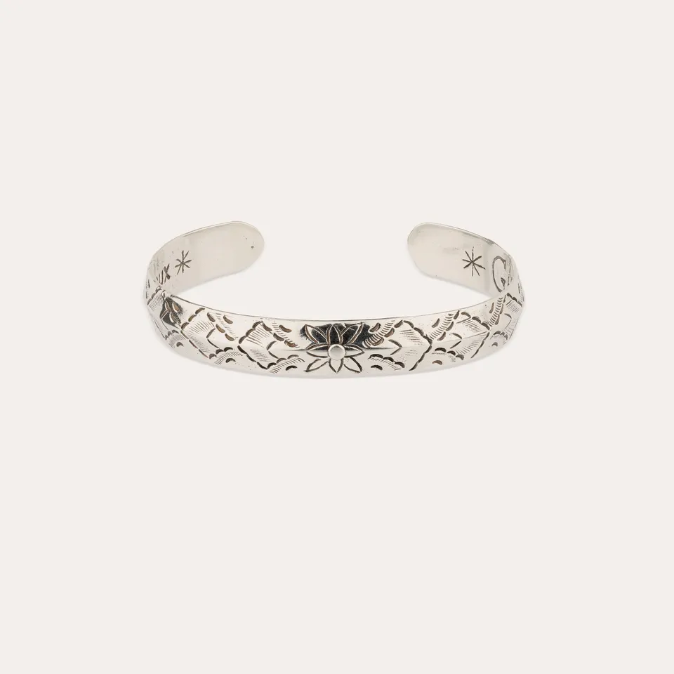 gas-bijoux-bracelet-jonc-coki-argent-grav-floral image 1