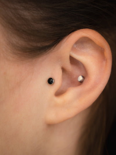 obsidian-piercing-onyx-cab-embout-piercing-titane-pierre-onyx-noire image 2
