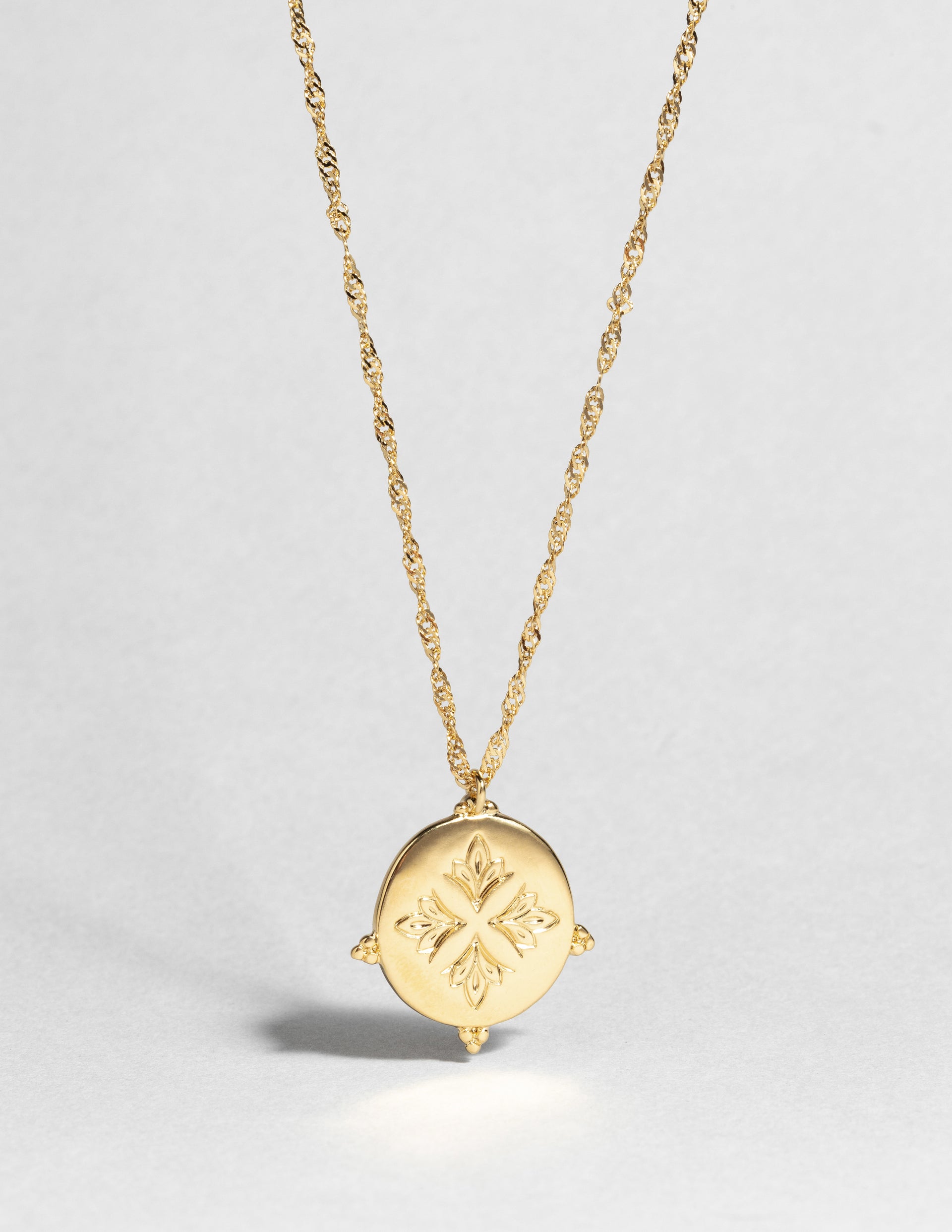 louise-damas-collier-le-sceau-m-daille-v-g-tale-cha-ne-torsad-e image 1