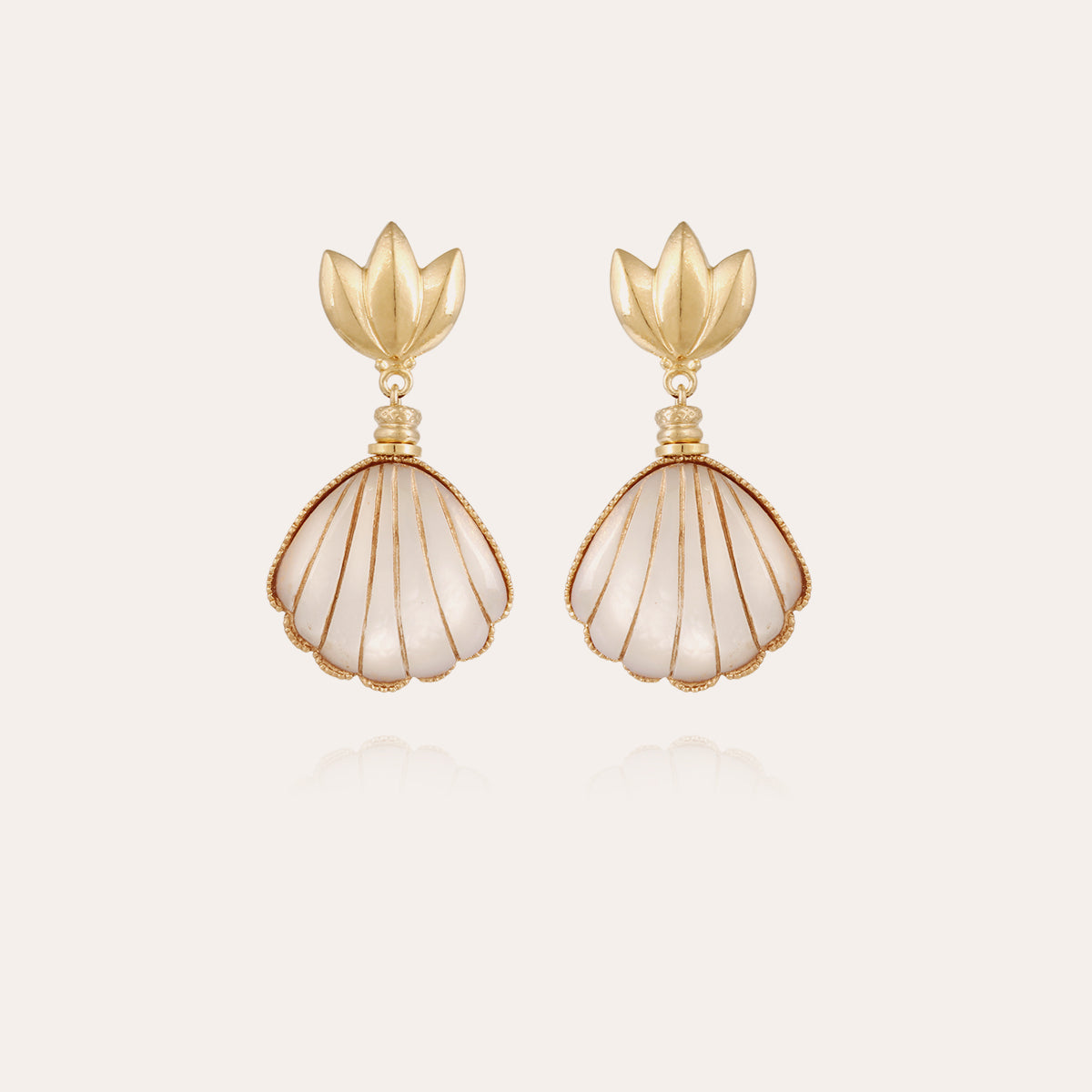 gas-bijoux-boucles-d-oreilles-sanibel-nacre-blanche-dor-es-l-or-fin image 1