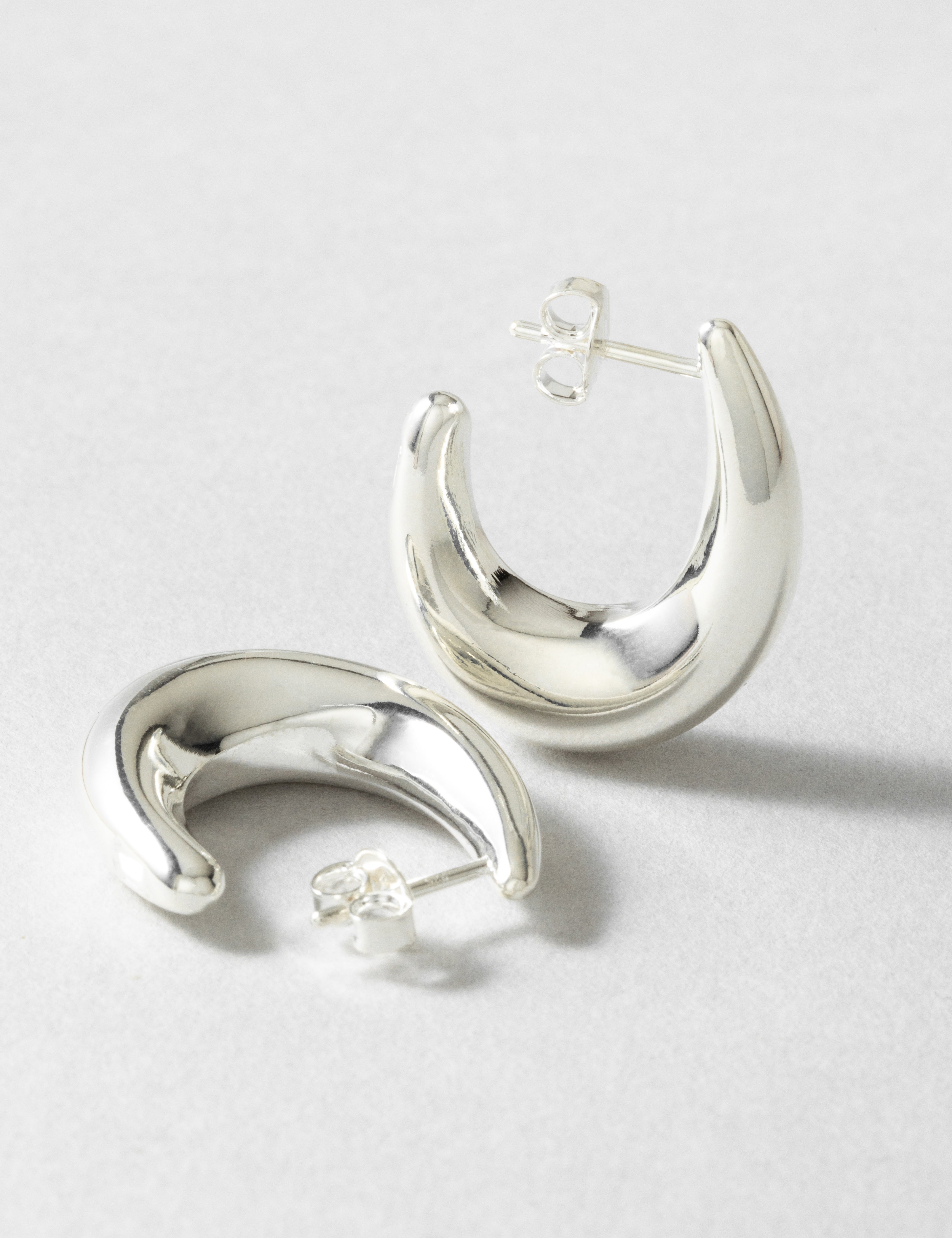 louise-damas-cr-oles-la-vague-cr-oles-goutte-twist-e-sculpt-e-2 image 6