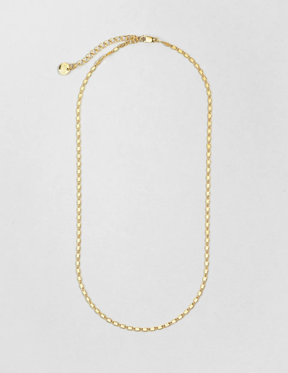 louise-damas-collier-la-dentelle-maille-fine-et-plate-fini-cisel image 1