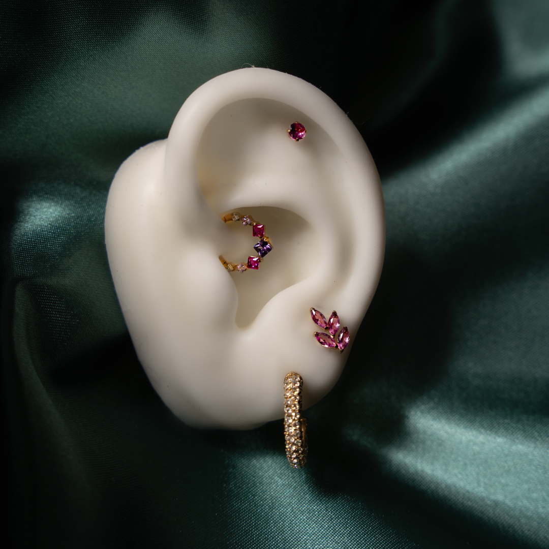obsidian-piercing-rossini-clicker-titane-avec-cristaux-roses-et-mauves-pour-sept image 3