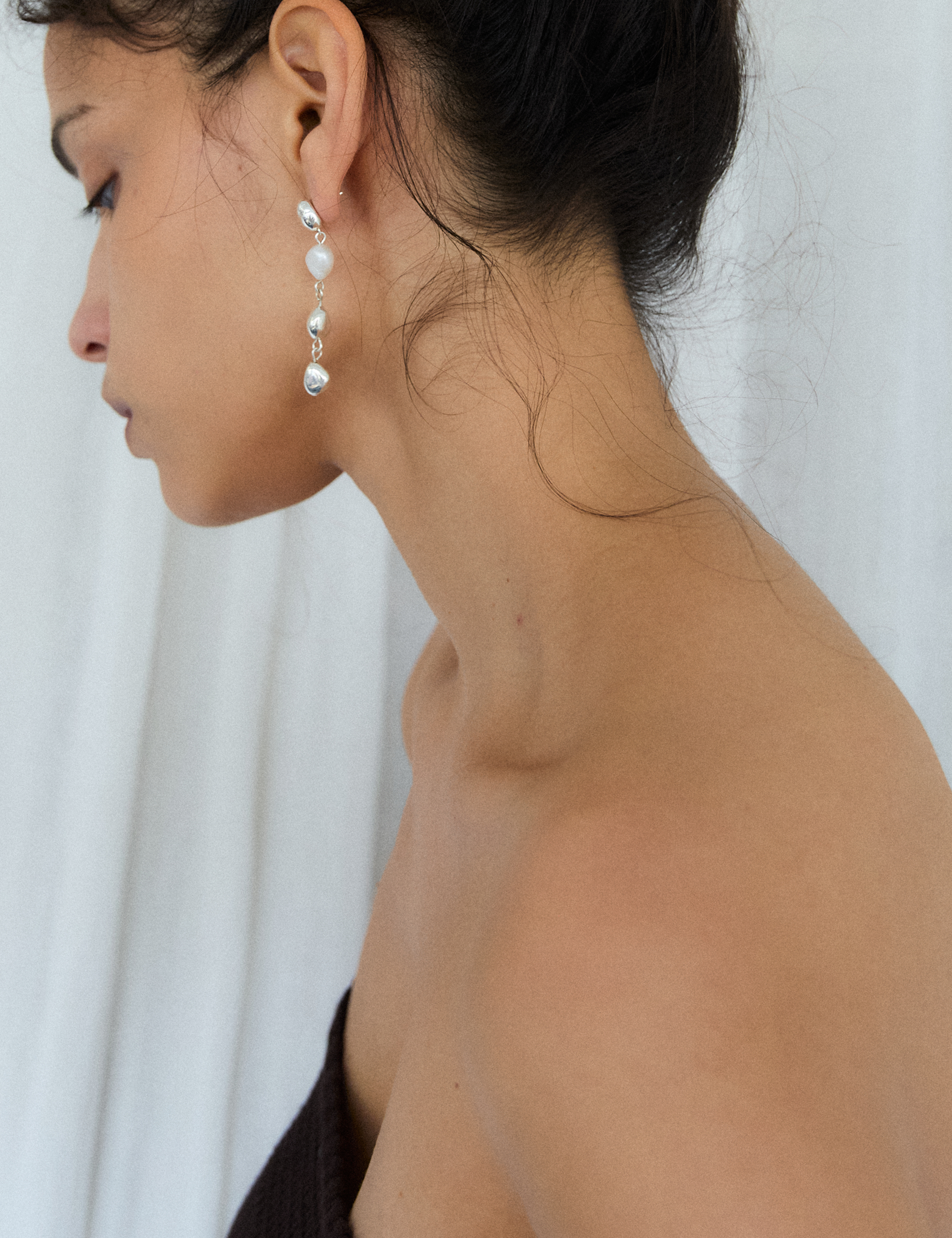 louise-damas-boucles-la-pluie-perles-nacre-et-eau-douce image 6