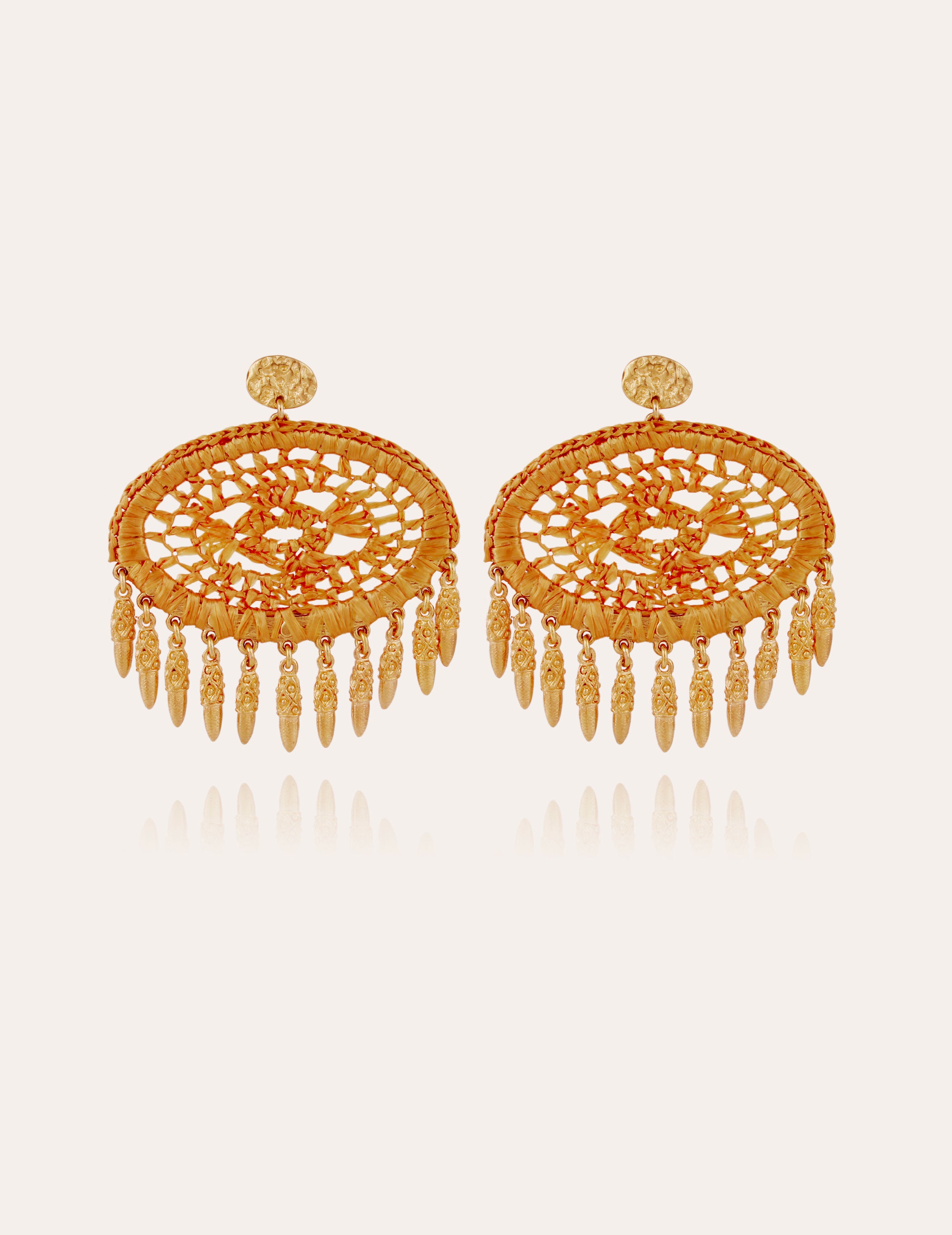 gas-bijoux-boucles-d-oreilles-fanfan-raphia-naturel-et-pampilles-dor-es image 1