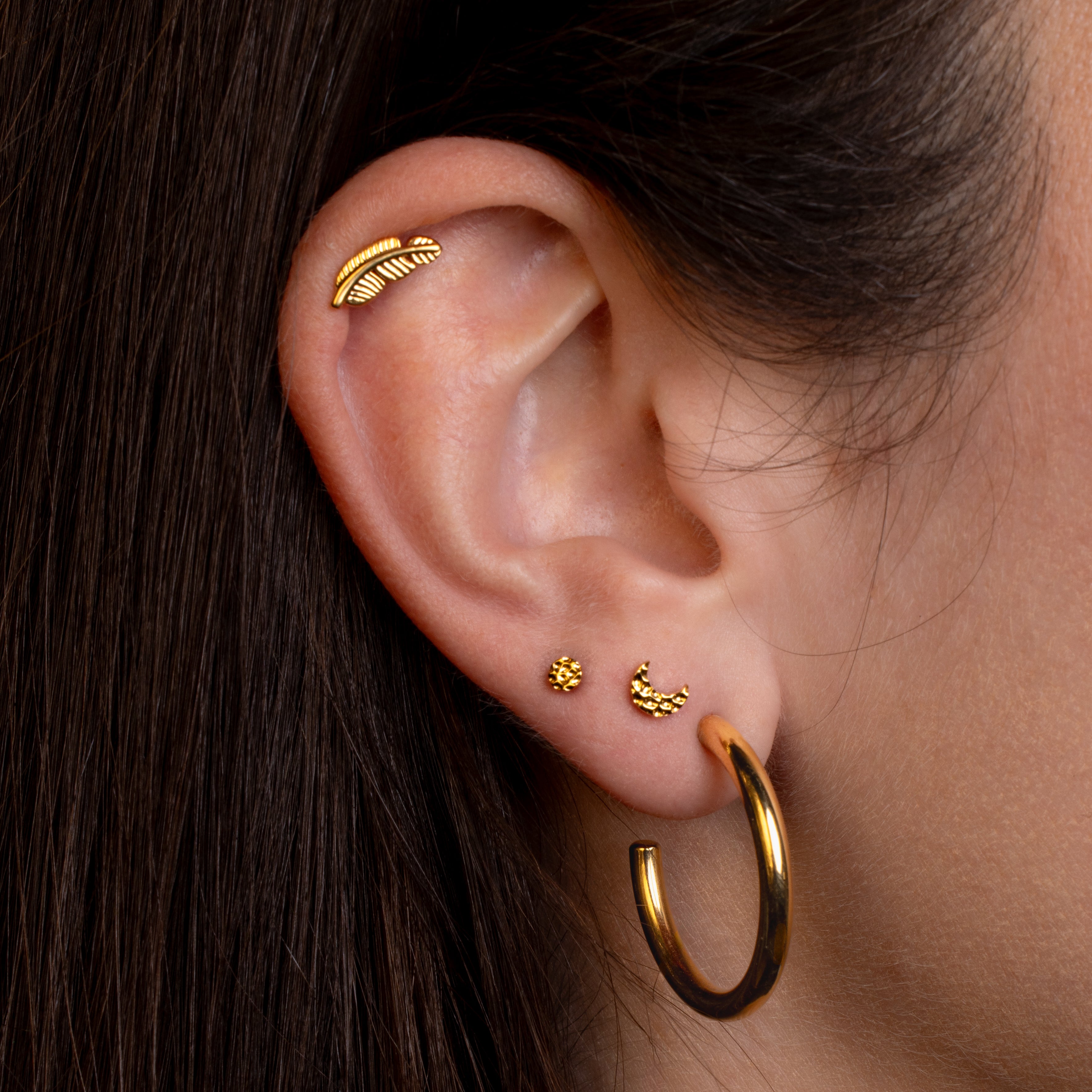 obsidian-piercing-lune-martel-e-labret-titane-vissage-interne image 2