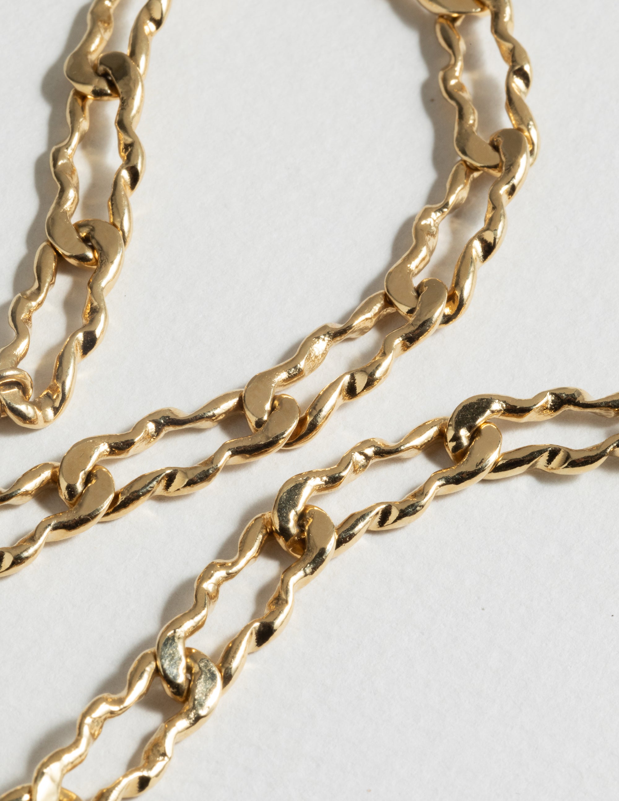 louise-damas-collier-l-irr-gulier-maillons-larges-ajour-s-forme-irr-guli-re image 6