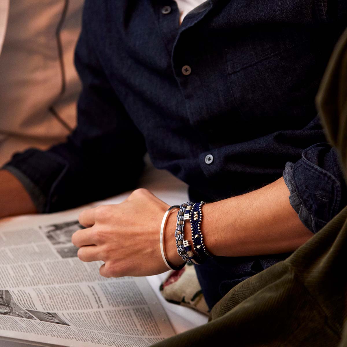 gas-bijoux-bracelet-eliot-argent-jonc-carr-ajustable-personnalisable image 2