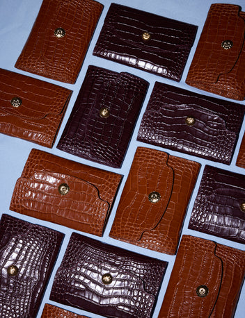 louise-damas-l-tui-tui-bijoux-cuir-emboss-croco-noisette image 4