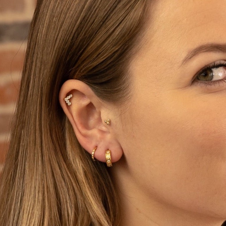 obsidian-piercing-trinity-14k-labret-or-massif-14k-threadless-3-sph-res-tiges-7- image 2