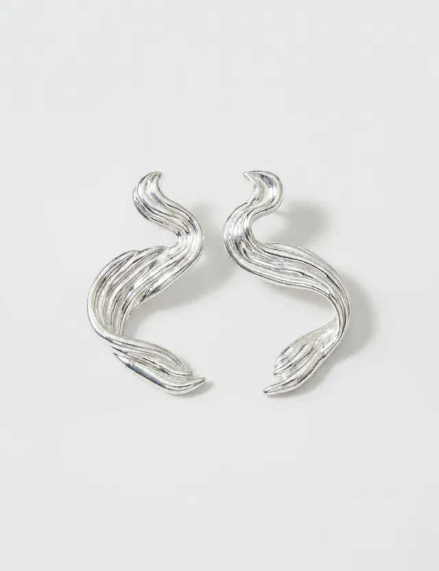louise-damas-boucles-le-sillage-boucles-sculpt-es-ondulantes image 1