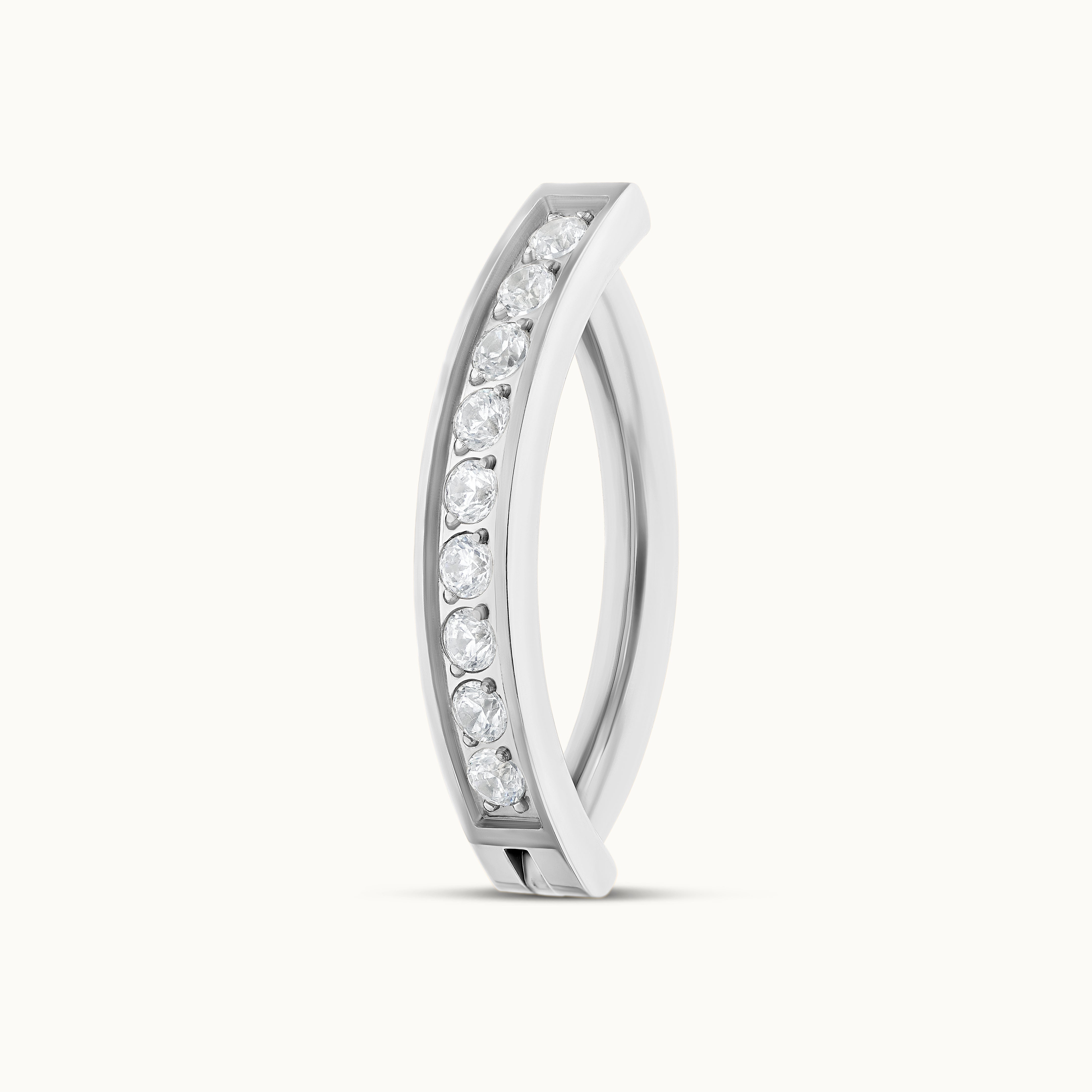 obsidian-piercing-sappho-bijou-de-nombril-clicker-titane-pvd-gold-et-zircons image 3