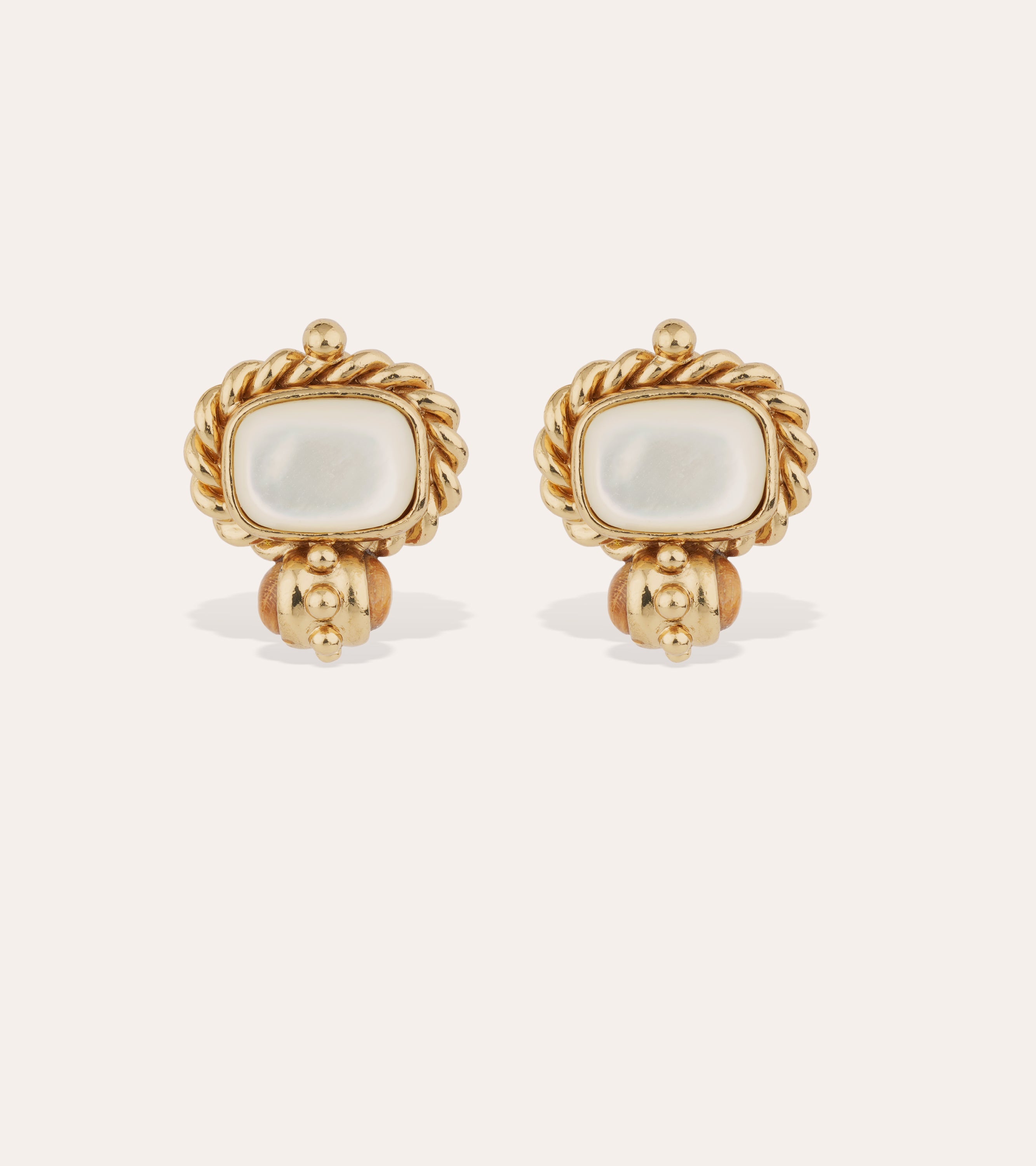 gas-bijoux-amarante-boucles-d-oreilles-puces-nacre-blanche-dor-9-e0-l-or-fin image 1