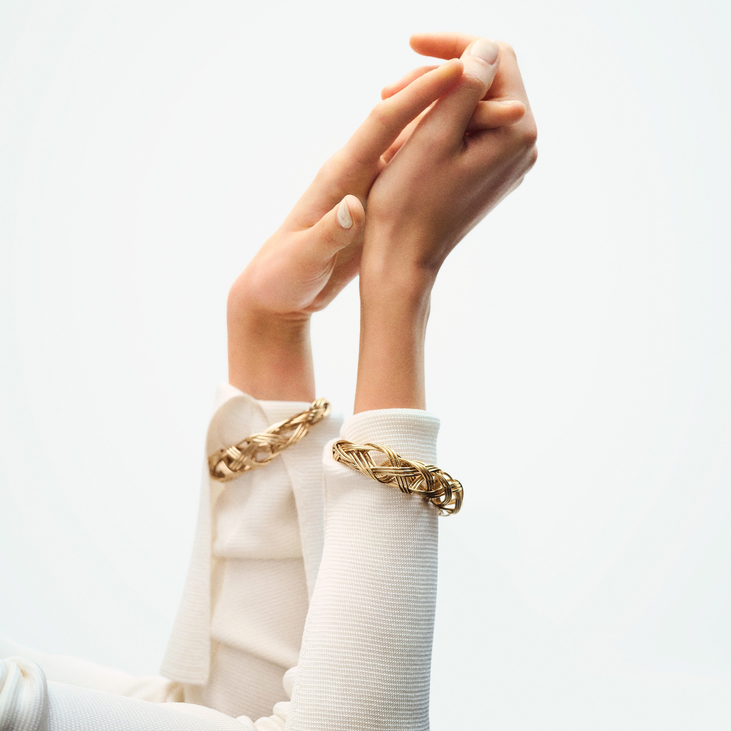 gas-bijoux-fileo-bracelet-jonc-dor-tress-main image 2