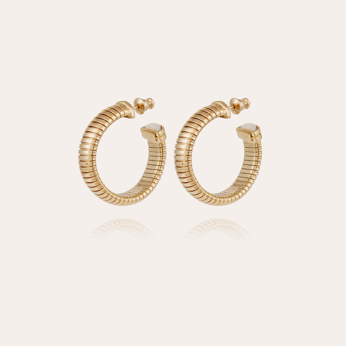 gas-bijoux-boucles-d-oreilles-cr-oles-antigone-petit-mod-le-nacre-blanche image 1