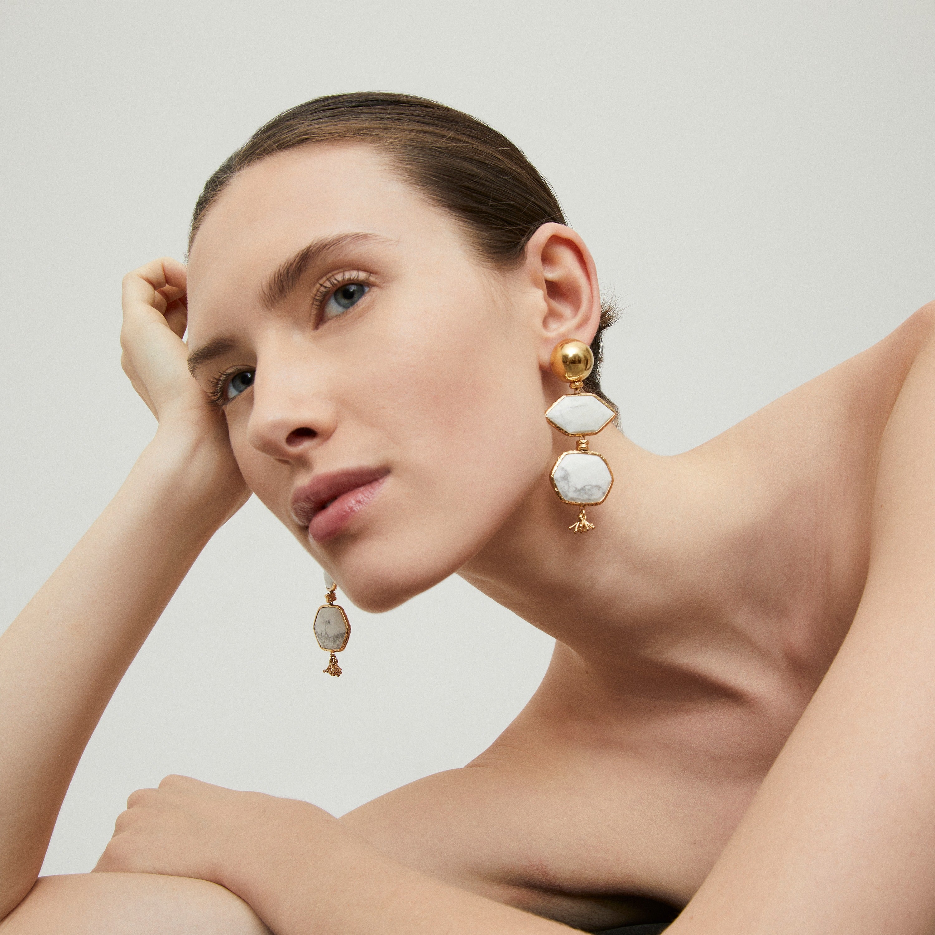 gas-bijoux-boucles-d-oreilles-pendantes-silenza-opale-blanche-dor-es-l-or-fin-pi image 2
