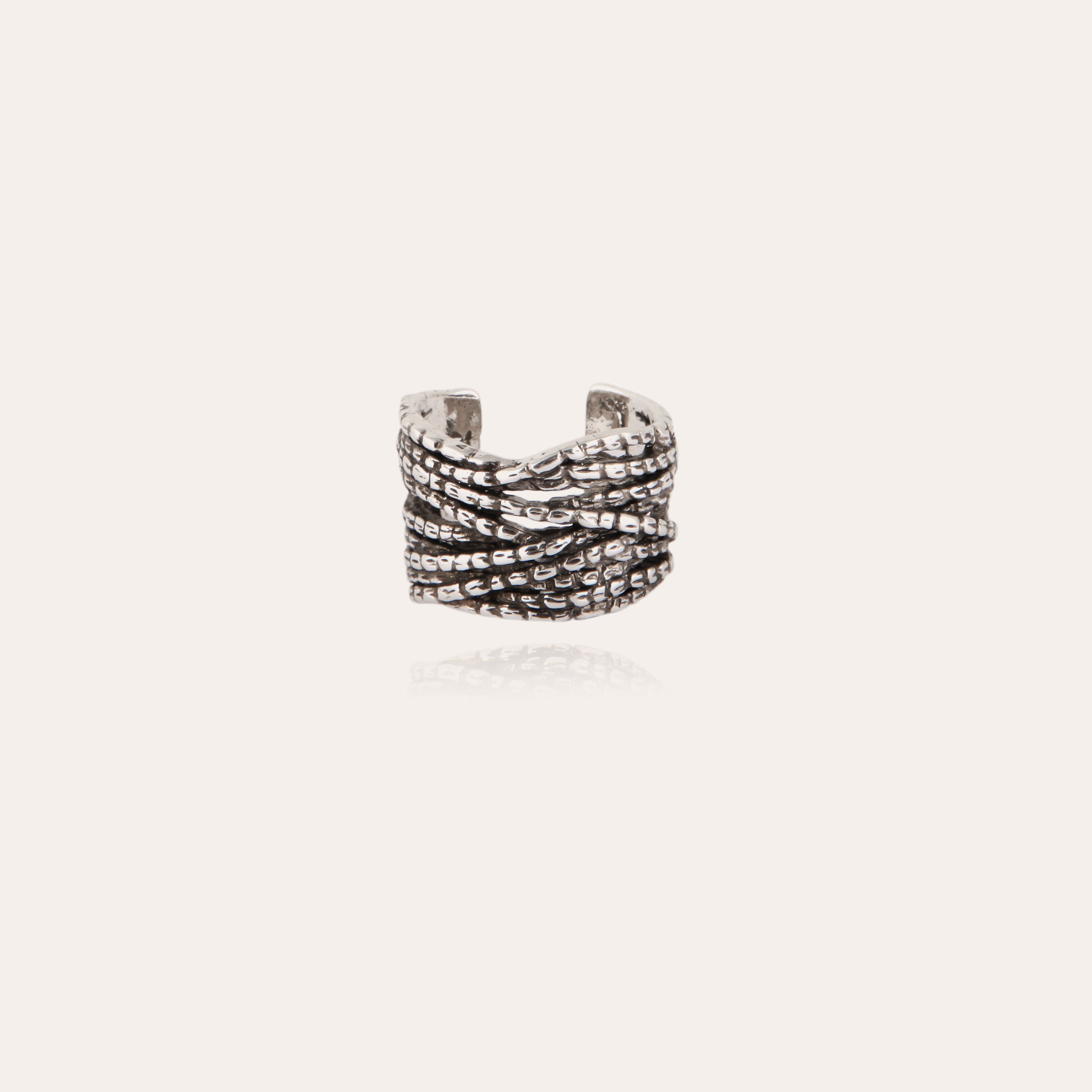 gas-bijoux-bague-liane-manchette-bague-argent-e-grav-e-et-martel-e-la-main image 1