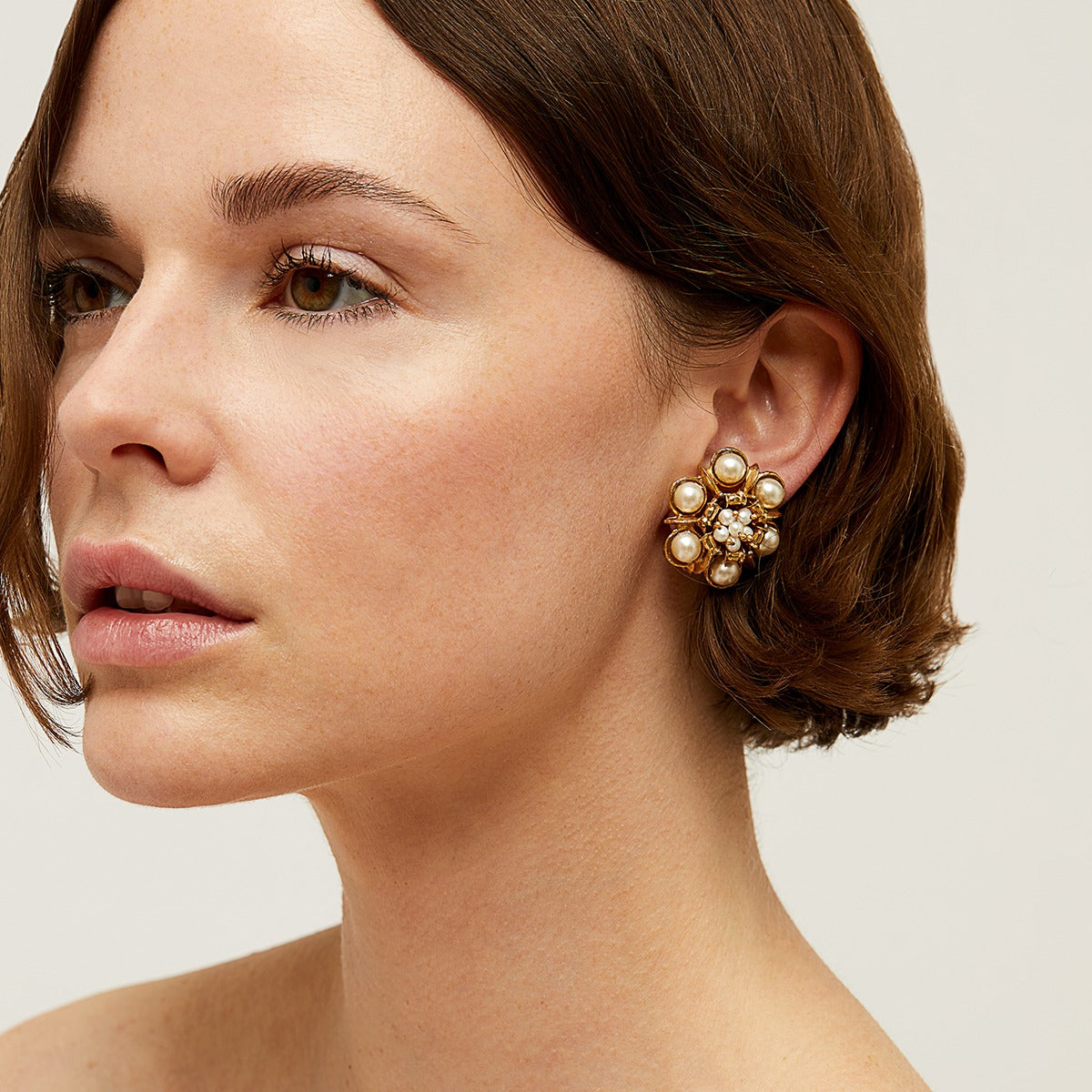 gas-bijoux-boucles-d-oreilles-augusta-fleur-perles-de-culture-nacr-es image 2