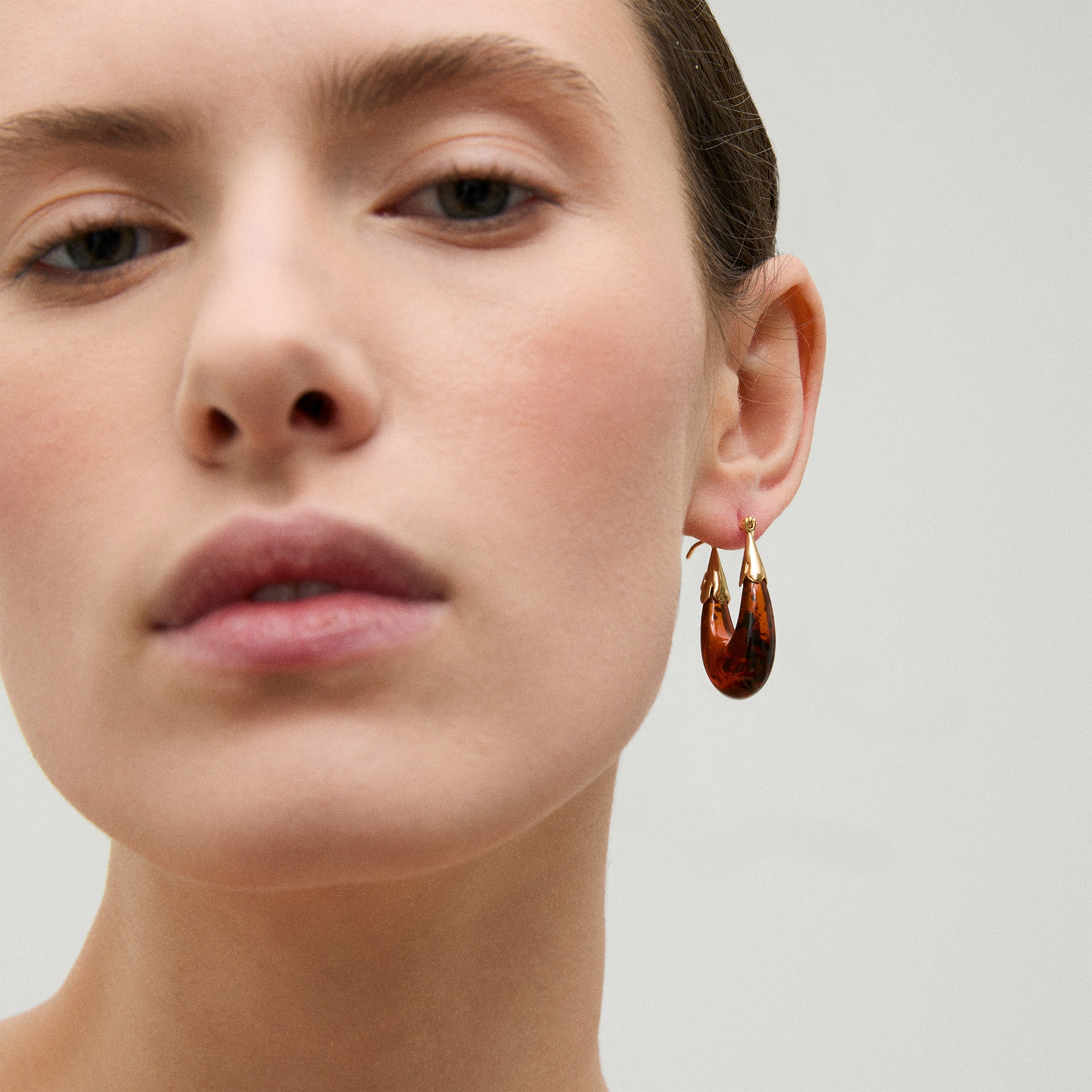 gas-bijoux-boucles-d-oreilles-ecume-petit-mod-le-ac-tate-caille-finitions-dor-es image 2