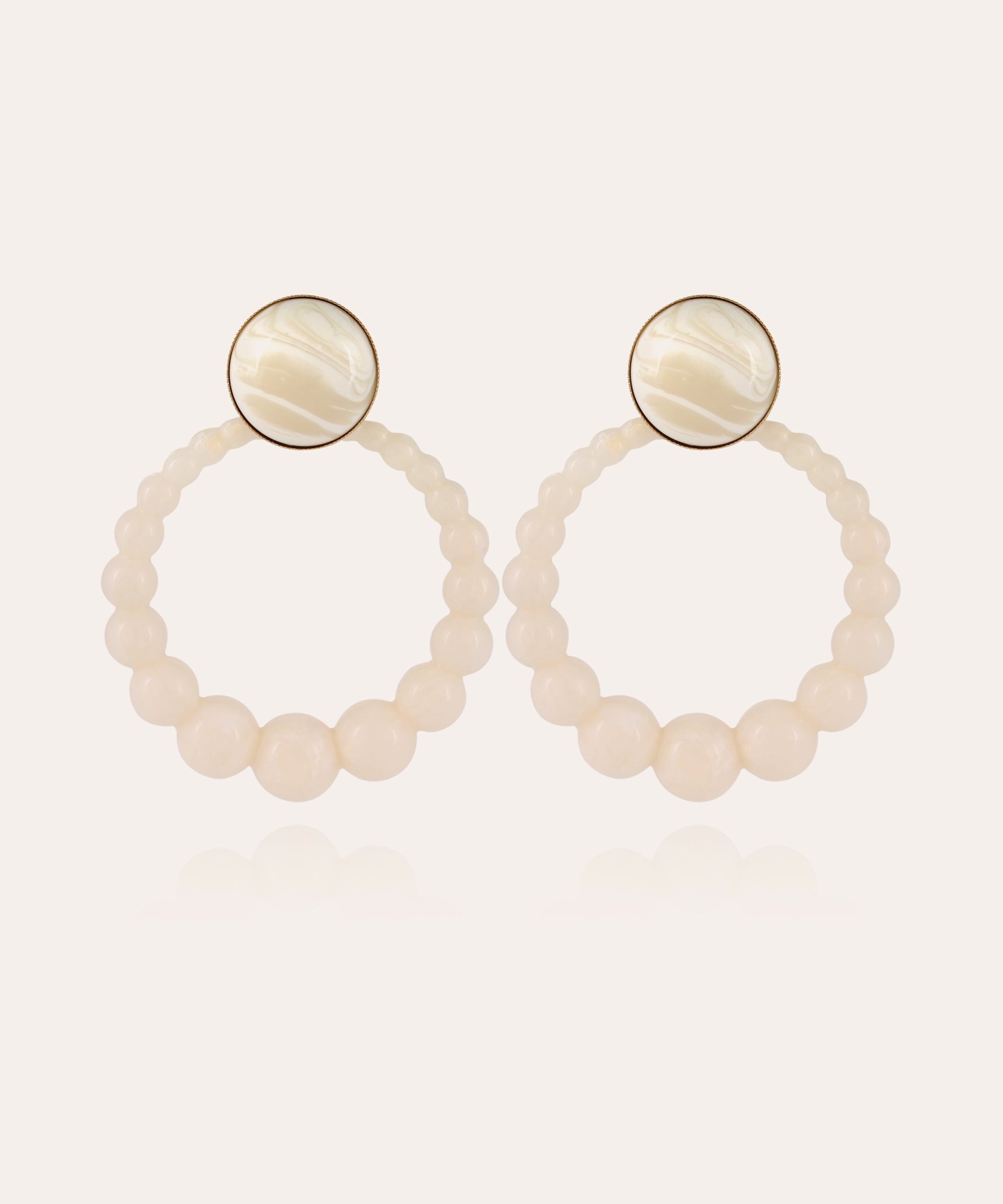 gas-bijoux-boucles-d-oreilles-andy-grand-mod-le-en-ac-tate-perles-d-grad-blanc-c image 1