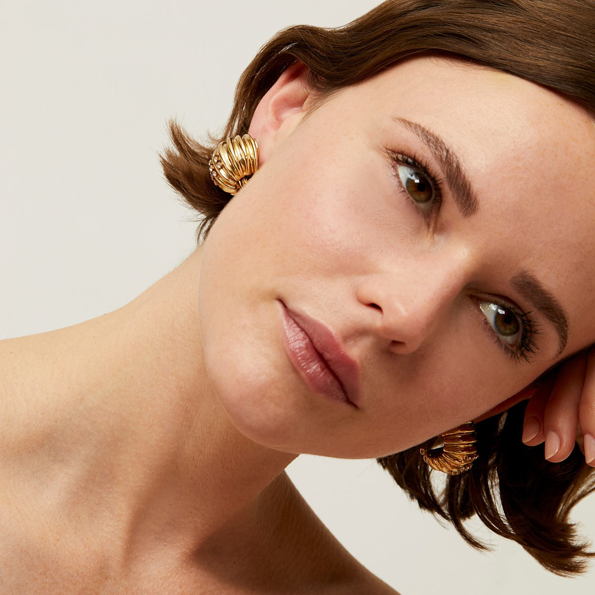 gas-bijoux-anne-strass-boucles-d-oreilles-bomb-es-dor-es image 2
