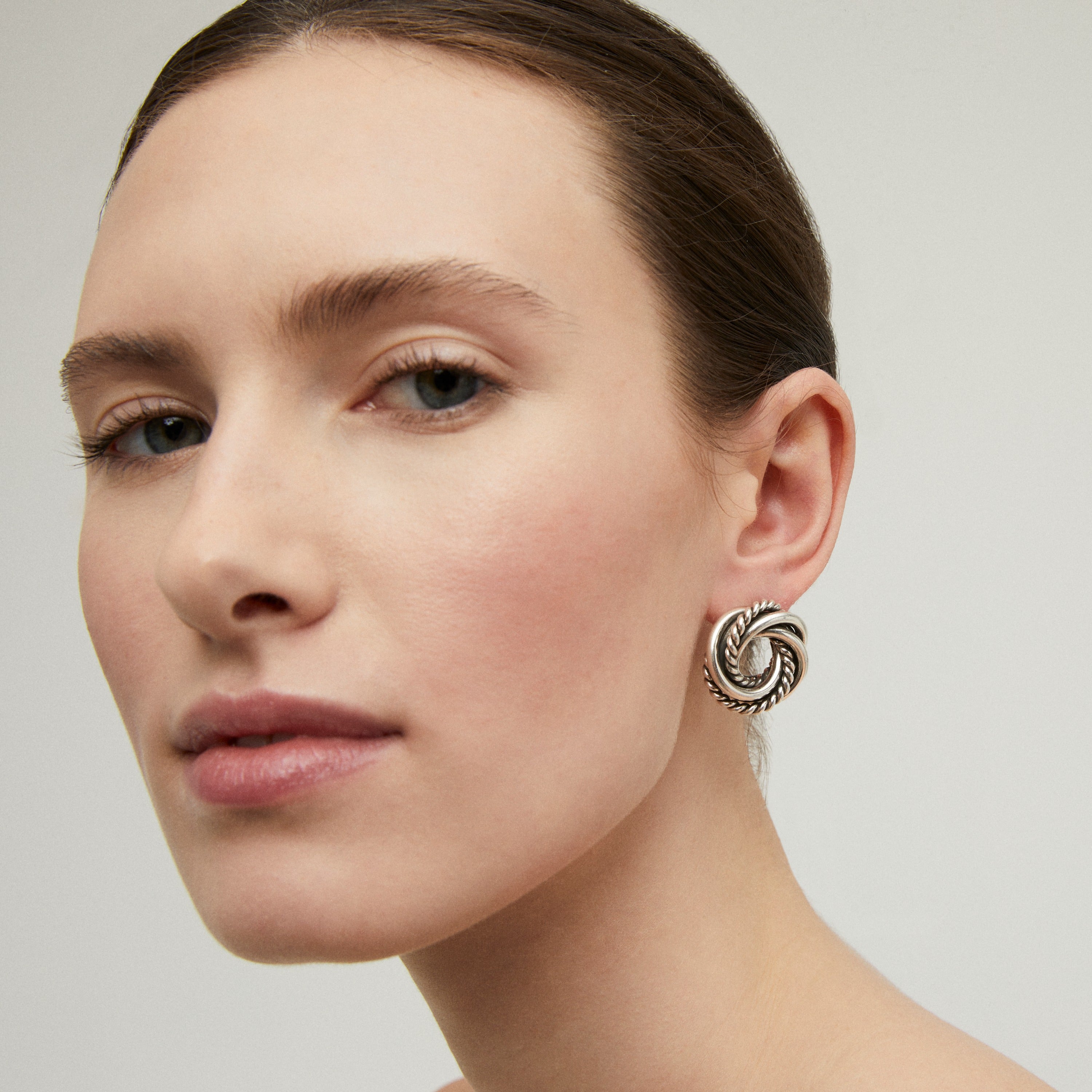 gas-bijoux-atika-boucles-d-oreilles-puces-argent-es-5-anneaux-superpos-s-et-entr image 2