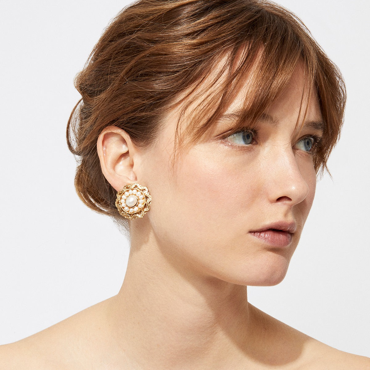 gas-bijoux-leonie-boucles-d-oreilles-puces-dor-es-perles-de-culture image 2